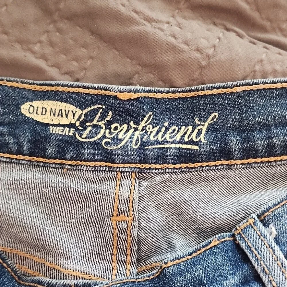 Old Navy boyfriend jeans size 2